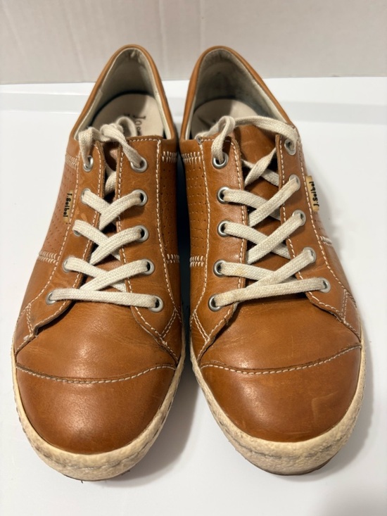 Josef Seibel Shoes - Josef Seibel Woman’s Caspian Leather Comfort Shoes Sneakers in Camel  EU 38